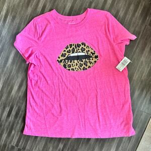 Hot Pink Leopard Lips NEW Torrid Plus Size Shirt Size 0 Large